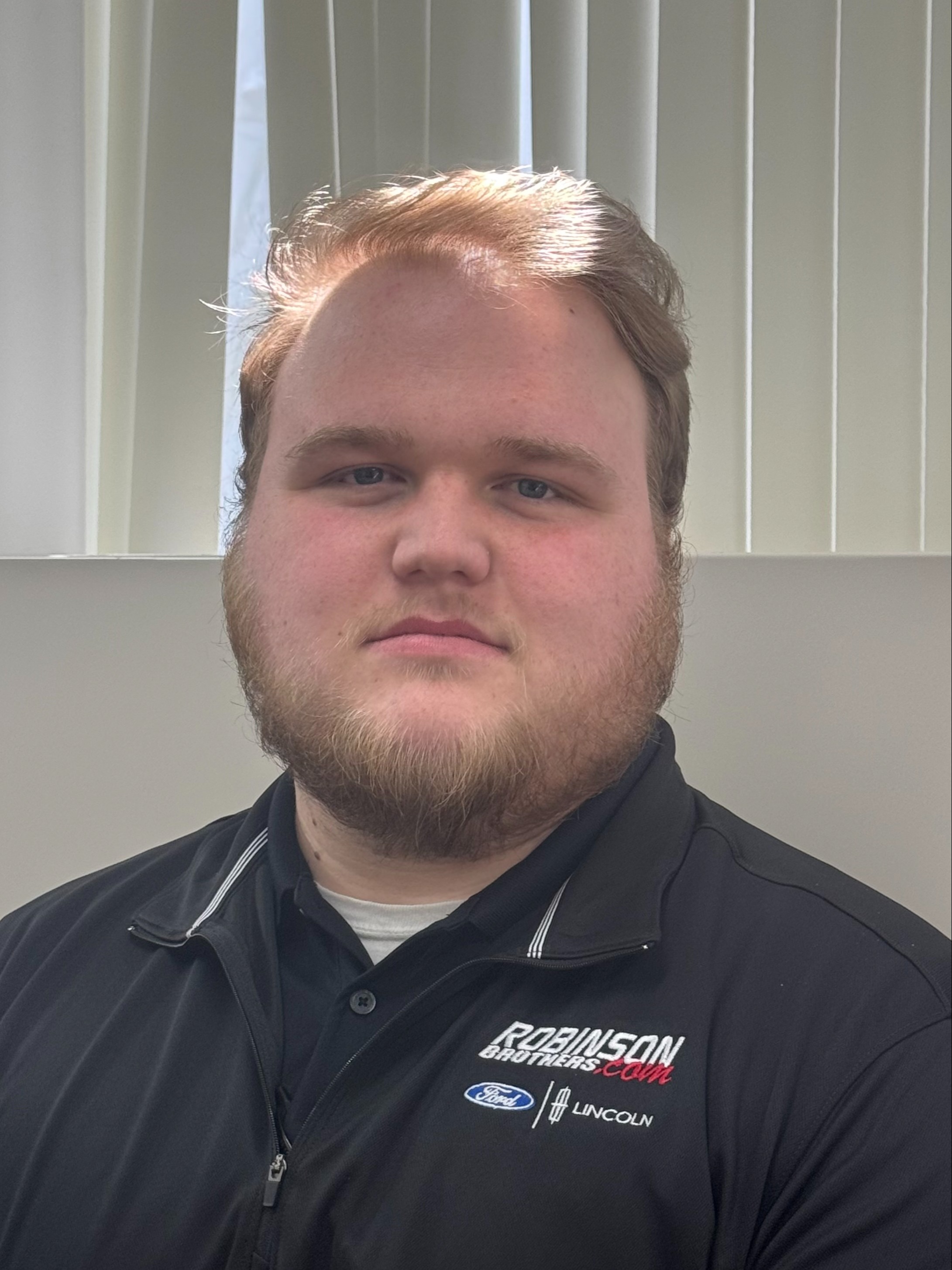 Pre-Owned Sales Consultant Randon Kimrey in Used Car Sales Department at Robinson Brothers Ford
